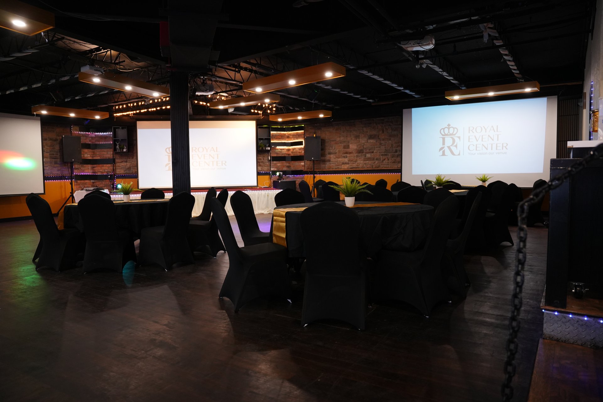 Grand Banquet Hall & Stage Presentation View